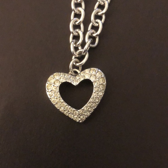 ‼️SOLD‼️ SWAROVSKI chain link bracelet with open heart surrounded by crystals. - Picture 4 of 7